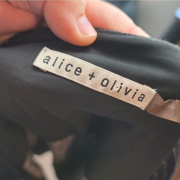 ALICE & OLIVIA Winston Wool Blend Top - Picture 8 of 11